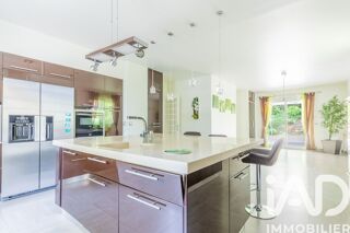  Maison à vendre 8 pièces 244 m²