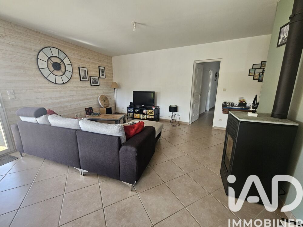 Vente Maison Vente Maison traditionnelle 4 pièces Roullet-saint-estèphe