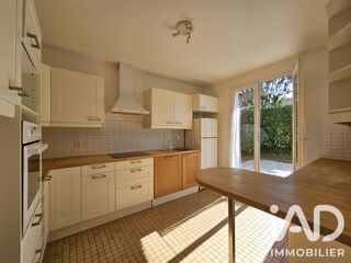  Maison à louer 8 pièces 148 m²