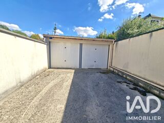  Parking / Garage à vendre 50 m²