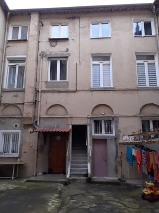  Immeuble à vendre 200 m²