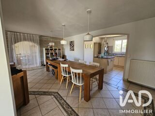  Maison à vendre 10 pièces 200 m²