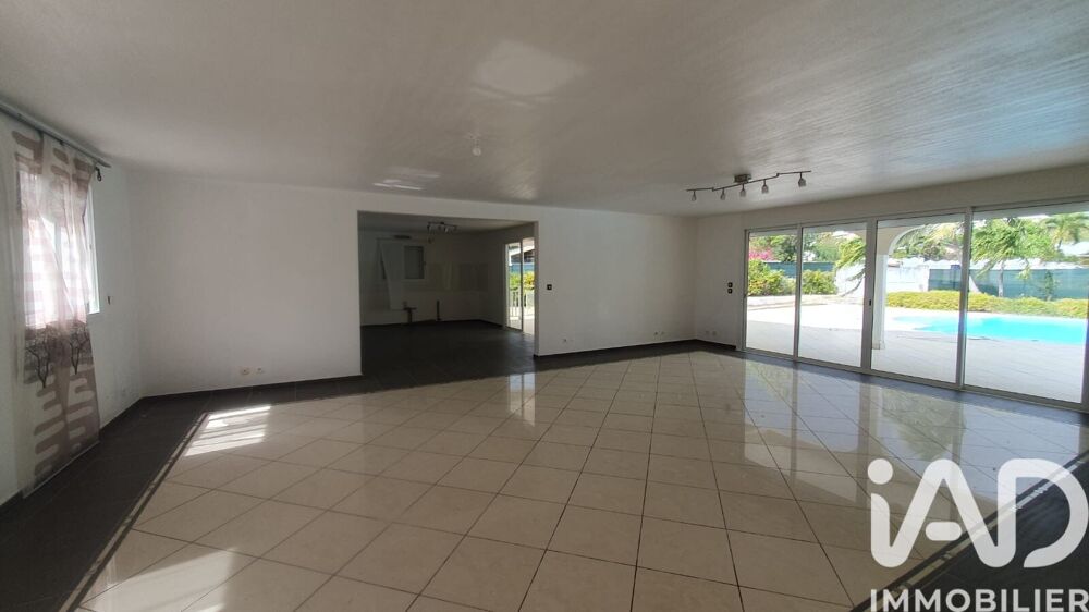 Vente Maison Vente Maison/villa 5 pièces Sainte-anne
