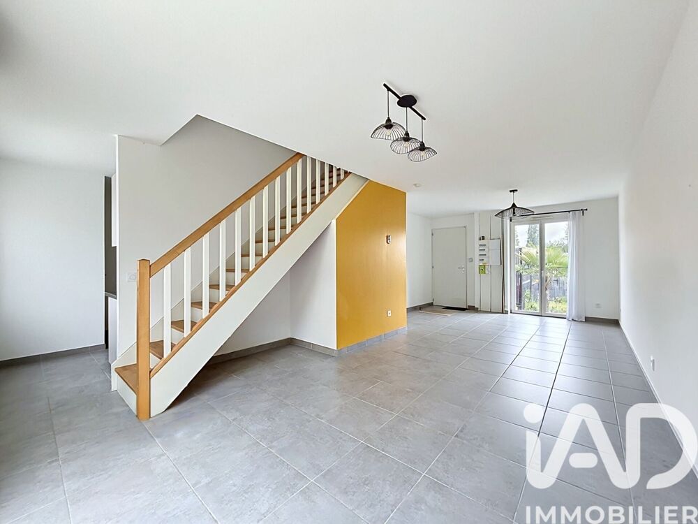 vente Maison - 4 pièce(s) - 87 m² Mondeville (91590)