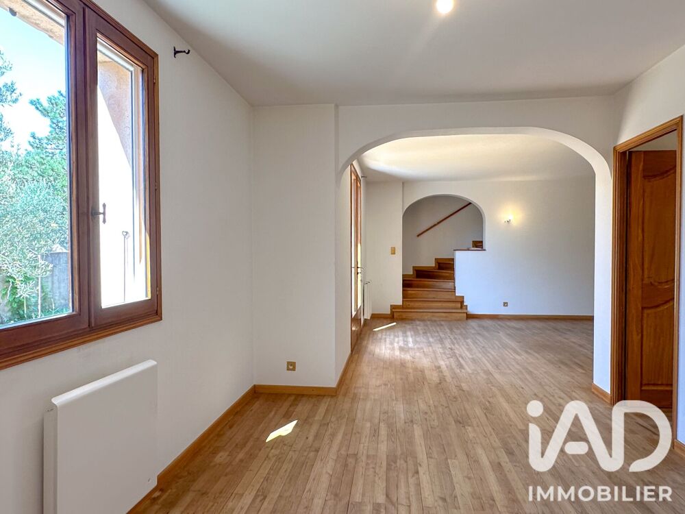 vente Maison - 7 pièce(s) - 135 m² Bourg-Saint-Andéol (07700)