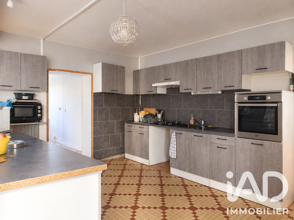 Vente Maison Vente Maison traditionnelle 7 pièces Chinon