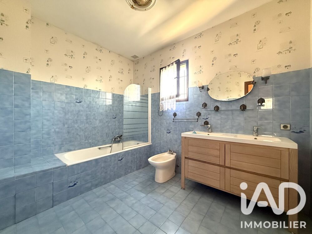 à vendre  Maison Cagnes-sur-Mer (06800)