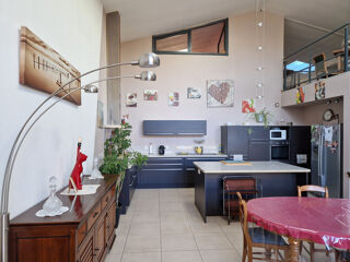  Appartement � vendre 7 pi�ces 315 m�