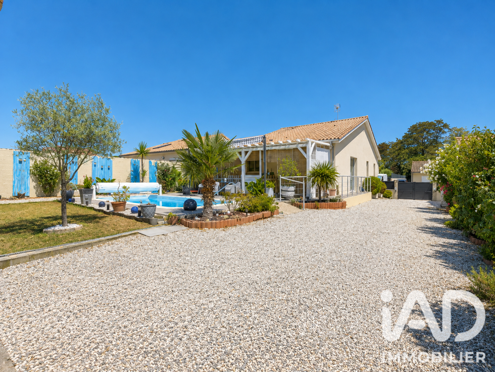 Vente Maison Vente Maison traditionnelle 4 pièces Saint-sulpice-de-faleyrens