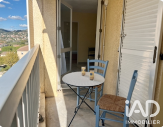  Appartement à louer 3 pièces 56 m²
