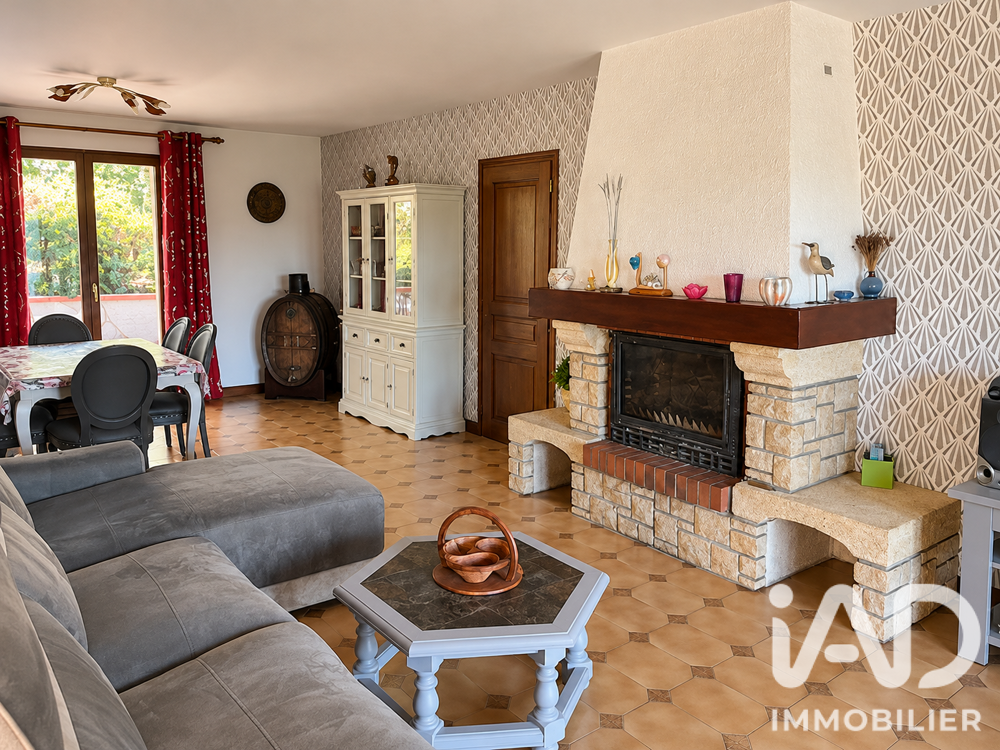 Vente Maison Vente Maison/villa 7 pièces Montjoie-en-couserans
