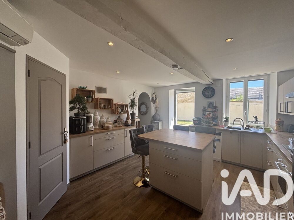 vente Maison - 5 pièce(s) - 144 m² Estissac (10190)