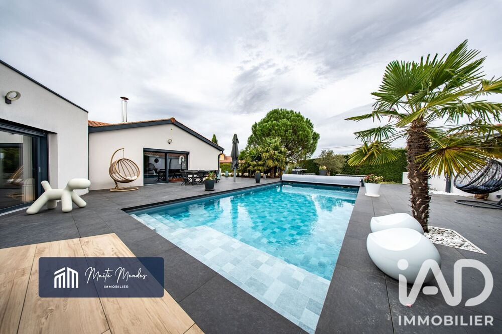 à vendre  Maison Saint-Marcellin-en-Forez (42680)