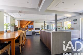  Maison à vendre 15 + pièces 386 m²