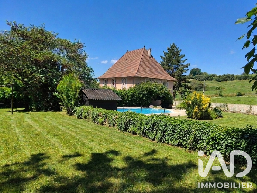 Maison 6 pièces 195 m² · à La Bâtie-Montgascon · 195 m² · 399 000 €