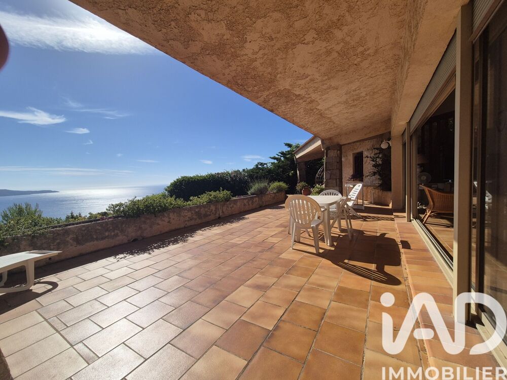 � vendre  Maison Cavalaire-sur-Mer (83240)