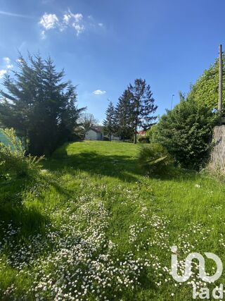  Terrain à vendre 749 m²