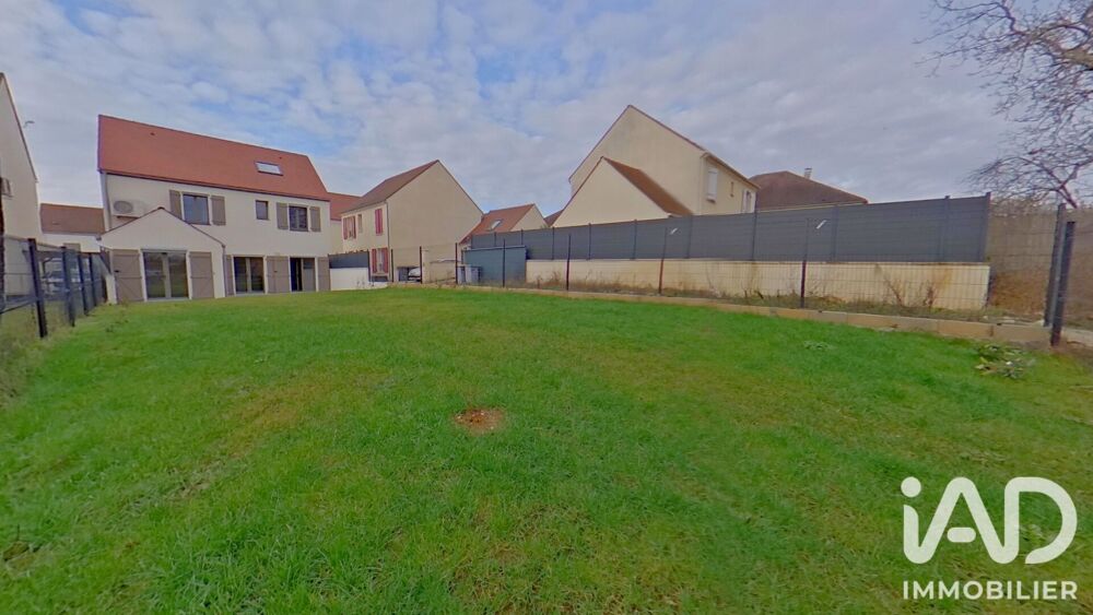 Vente Maison Vente Maison/villa 8 pièces Savigny-le-temple
