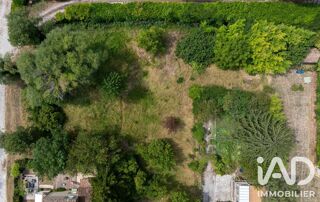  Terrain à vendre 745 m²