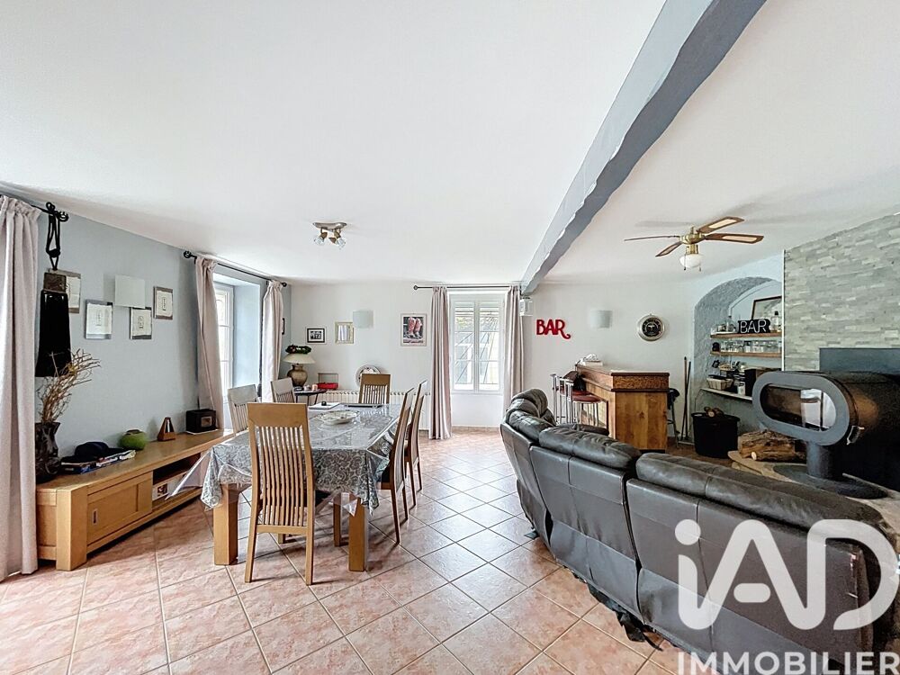 Vente Maison de village 8 pièces