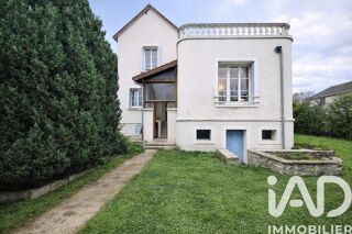  Maison � vendre 4 pi�ces 205 m�