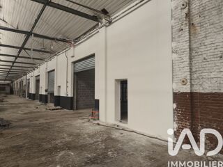  Parking / Garage à vendre 102 m²