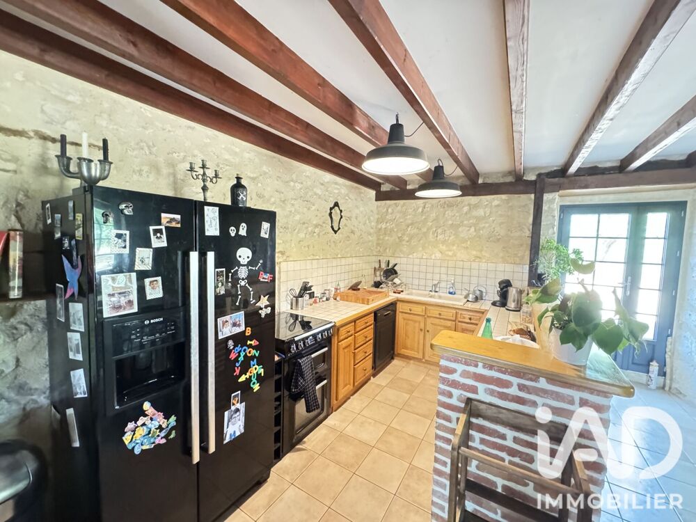 Vente Maison Vente Maison de village 6 pièces Lussas-et-nontronneau