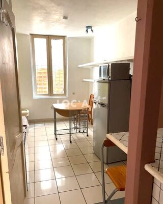  Appartement à louer 2 pièces 35 m²