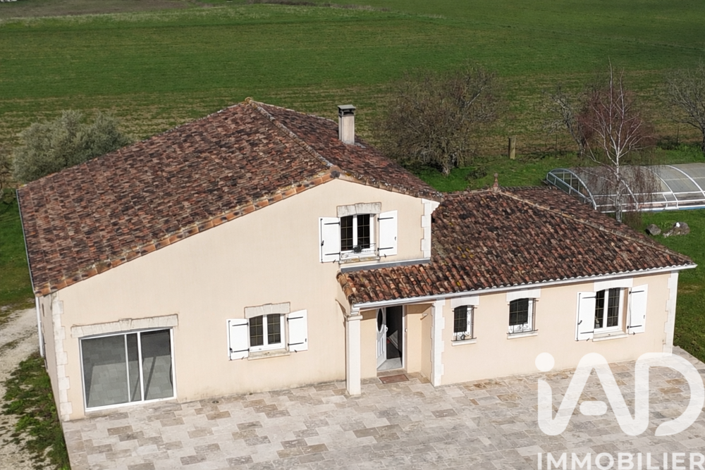 Vente Maison Vente Maison/villa 7 pièces Mosnac