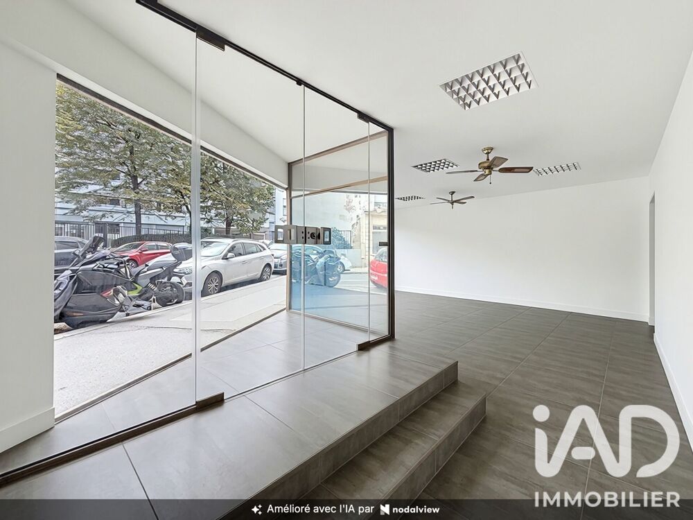   Vente Boutique/Local commercial 134 m&sup2; 