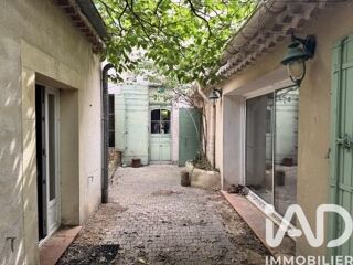 Immeuble � vendre 220 m�