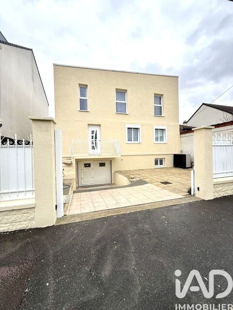   Vente Maison/villa 9 pièces Maison - 9 pièce(s) - 200 m²