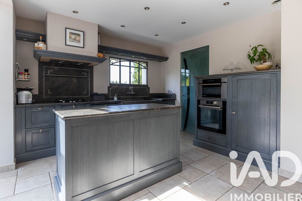 � vendre  Maison La Tour-de-Salvagny (69890)