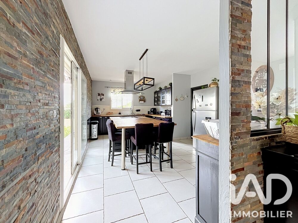 Vente Maison Vente Maison traditionnelle 8 pièces Moirax