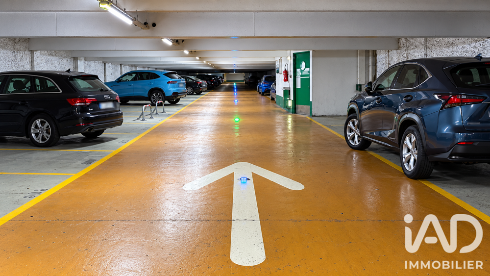 Vente Parking/Garage Vente Parking 12 m&sup2; Paris 8