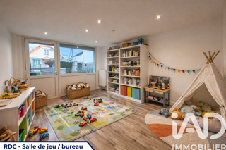  Maison à vendre 11 pièces 180 m²