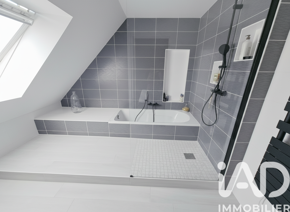 vente Maison - 6 pièce(s) - 140 m² Donges (44480)