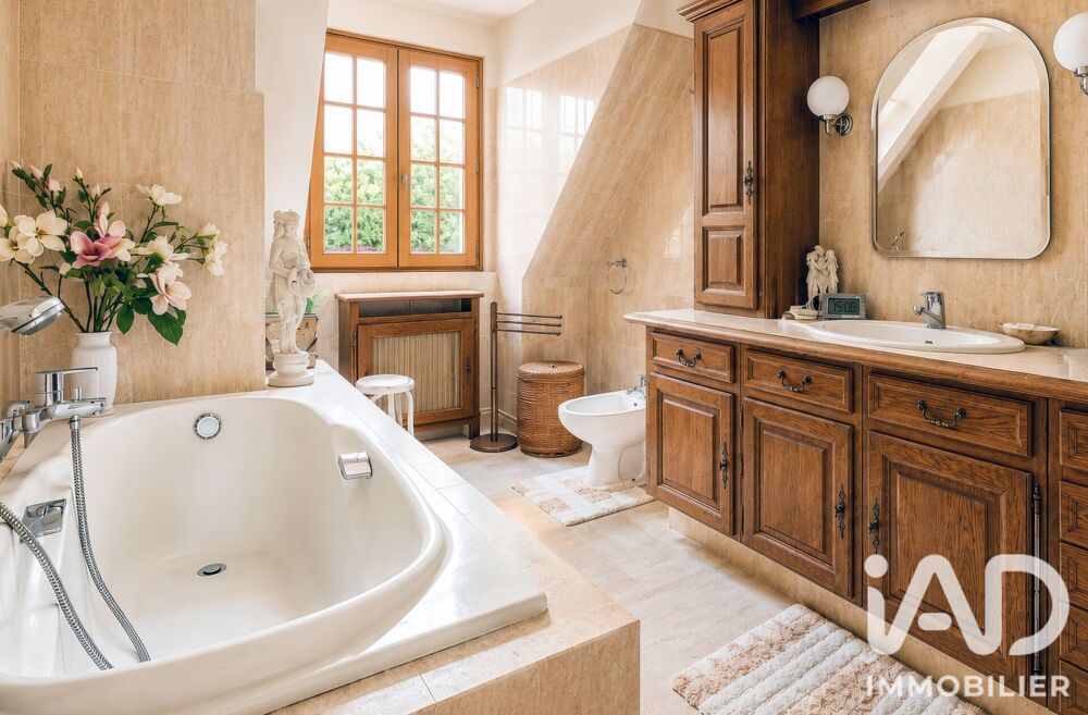 à vendre  Maison Lamorlaye (60260)