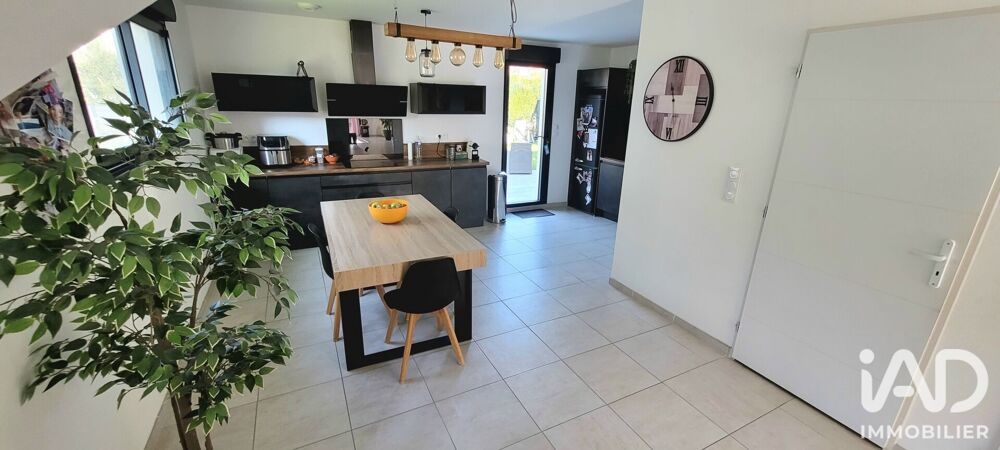 vente Maison - 6 pièce(s) - 140 m² Oissel (76350)