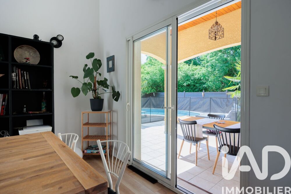 à vendre  Maison Saint-Genis-les-Ollières (69290)