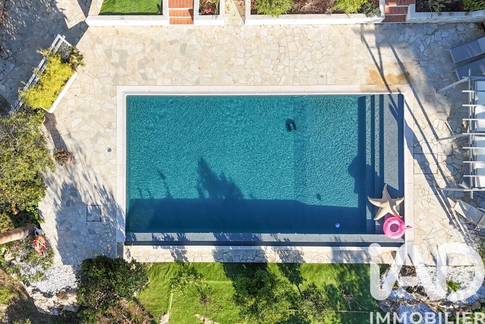 Vente Maison Vente Maison traditionnelle 7 pièces Sanary-sur-mer