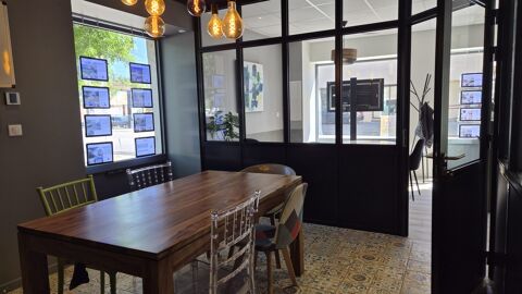 Local commercial excellent emplacement 1800 83170 Brignoles