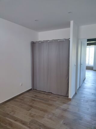 Appartement à louer 3 pièces 51 m²