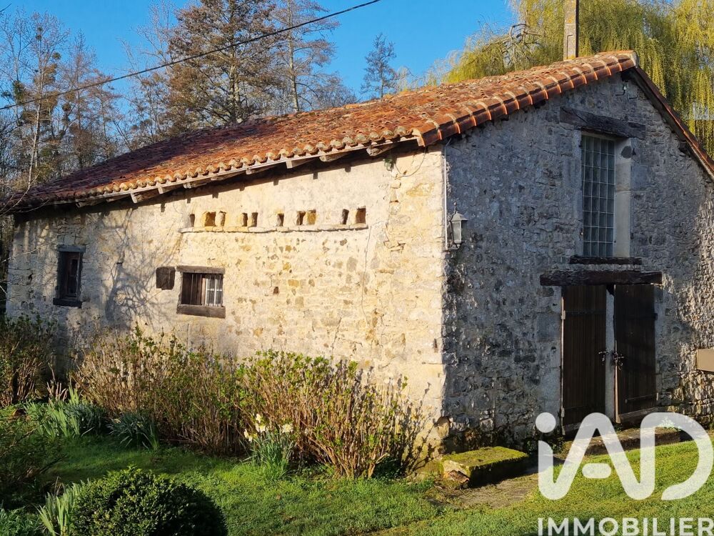 Vente Maison Vente Domaine 8 pièces Charroux