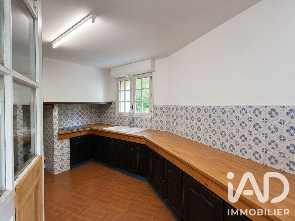 Vente Maison Vente Maison de village 11 pièces Chelle-debat