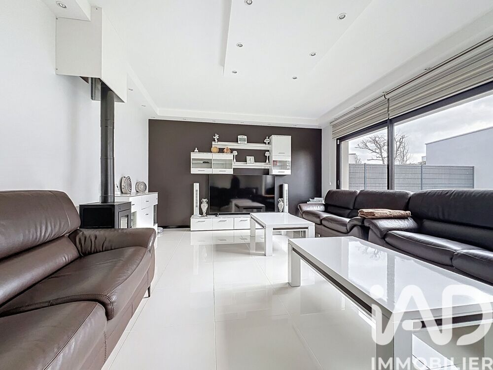 Vente Maison Vente Maison d'architecte 6 pièces Isneauville