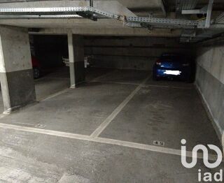  Parking / Garage à vendre 63 m²