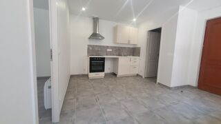 Appartement à louer 2 pièces 27 m²