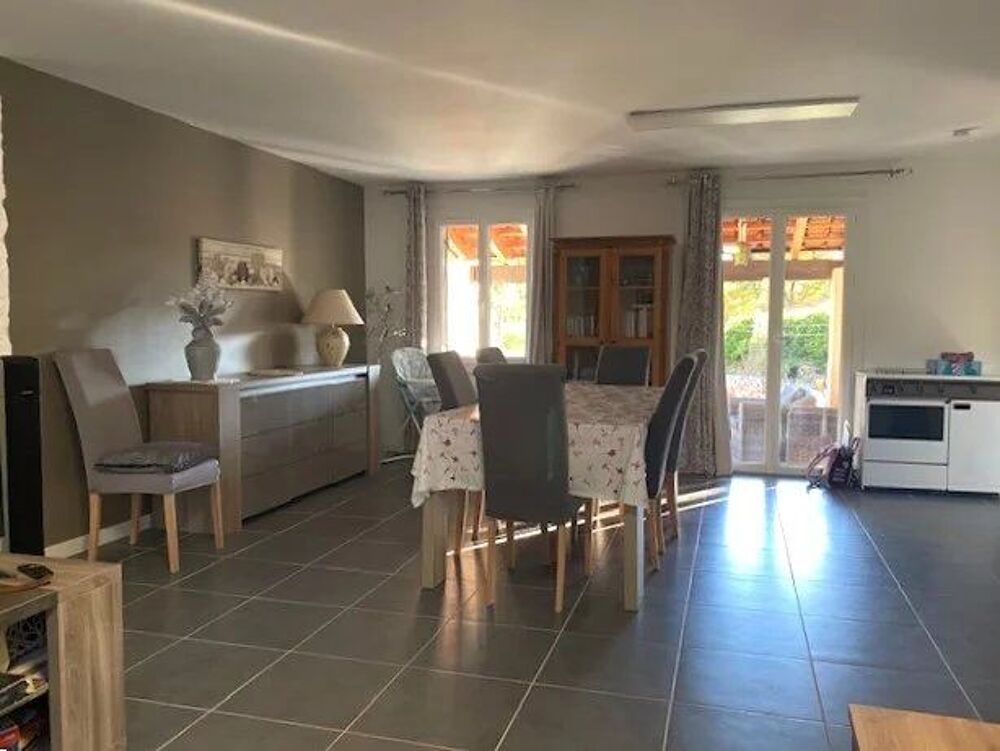 Vente Maison REGUSSE (VAR) - Maison de plain-pied sur 1800 m² de terrain Régusse