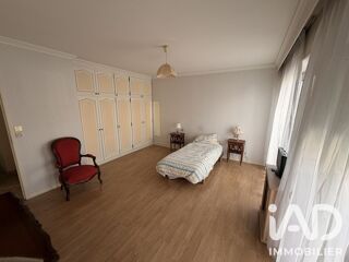  Appartement à louer 3 pièces 92 m²